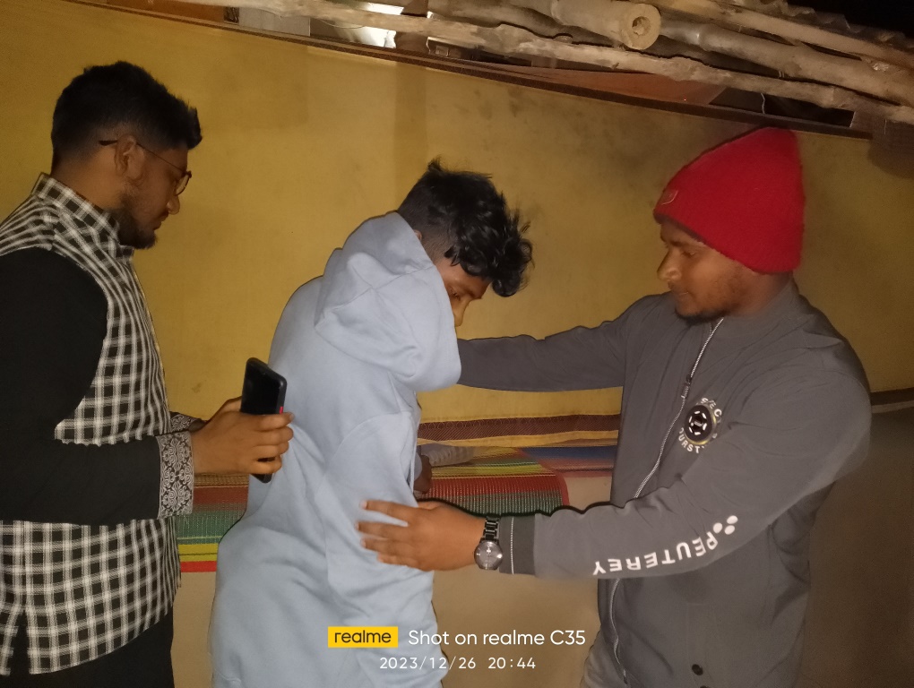 গড়াইটুপিতে তেঘরী যুব কাফেলার শীতবস্ত্র বিতরণ