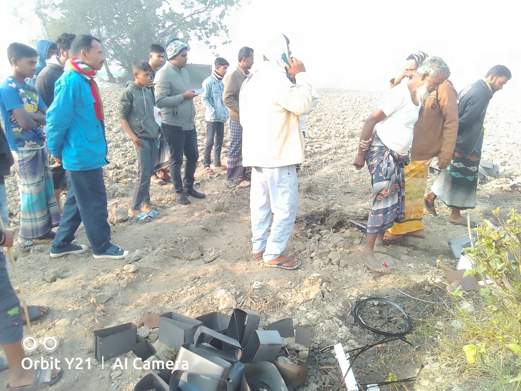 হরিণাকুণ্ডুতে পাঁচটি ট্রান্সমিটার ও দুটি মোটর চুরি