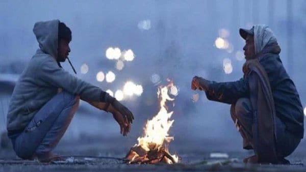পৌষের শুরুতেই তীব্র শীতে জনজীবন বিপর্যস্ত
