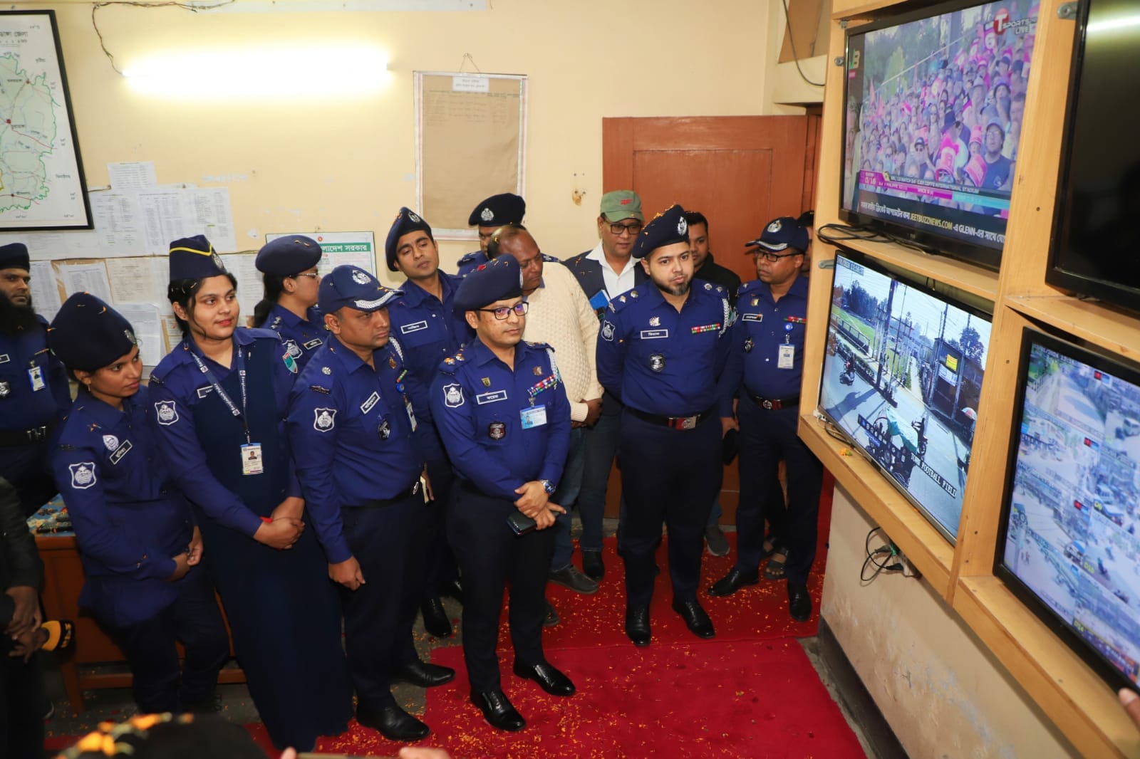 আবারও পুলিশের সিসিটিভি ক্যামেরার আওতায় এলো চুয়াডাঙ্গা জেলা শহর