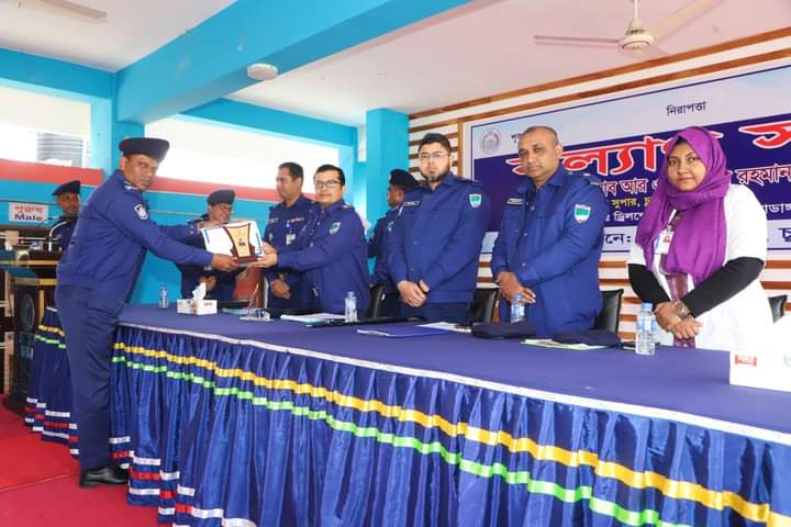 চুয়াডাঙ্গা জেলার শ্রেষ্ঠ ওসি হলেন জীবননগর থানার এসএম জাবীদ