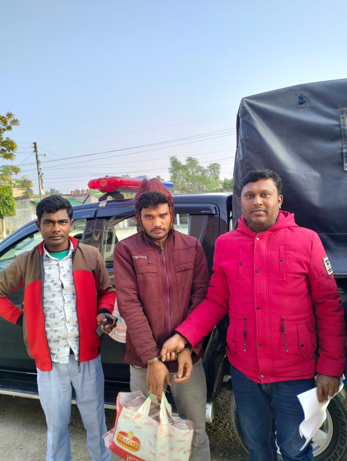চুয়াডাঙ্গায় গাঁজাসহ আটক যুবকের ভ্রাম্যমাণ আদালতে কারাদণ্ড