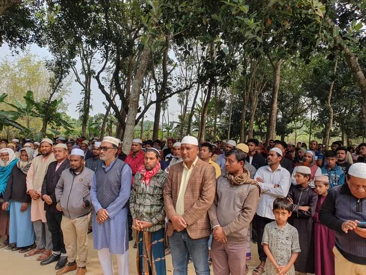 আন্দুলবাড়ীয়া আ.লীগ নেতার জানাজায় এমপি টগর