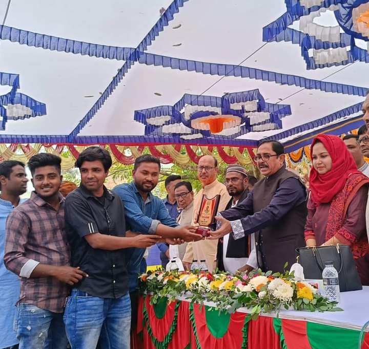 জীবননগরে এমপি টগরকে নাগরিক সংবর্ধনা প্রদান