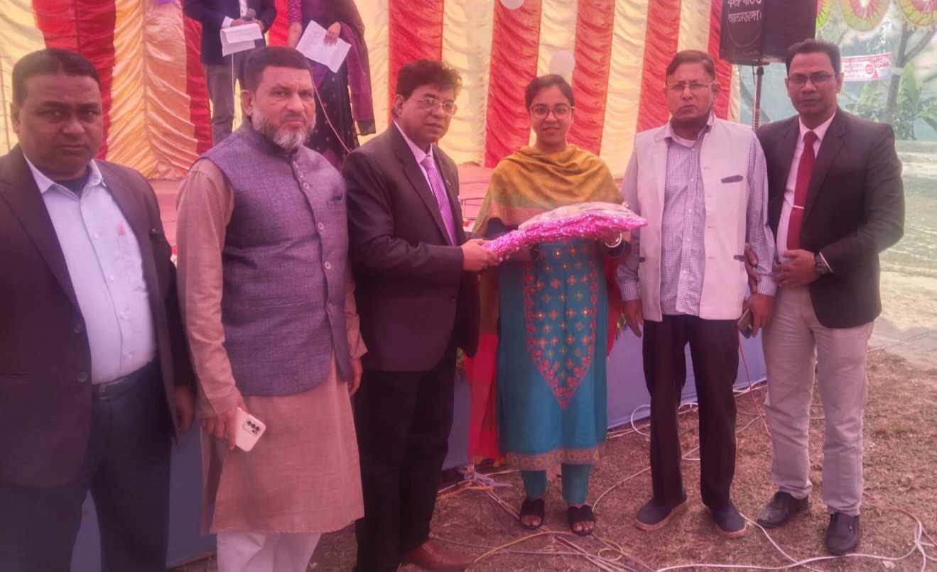 আলমডাঙ্গার কলেজিয়েট স্কুলের বার্ষিক ক্রীড়া ও সাংস্কৃতিক প্রতিযোগিতা ও পুরস্কার বিতরণ