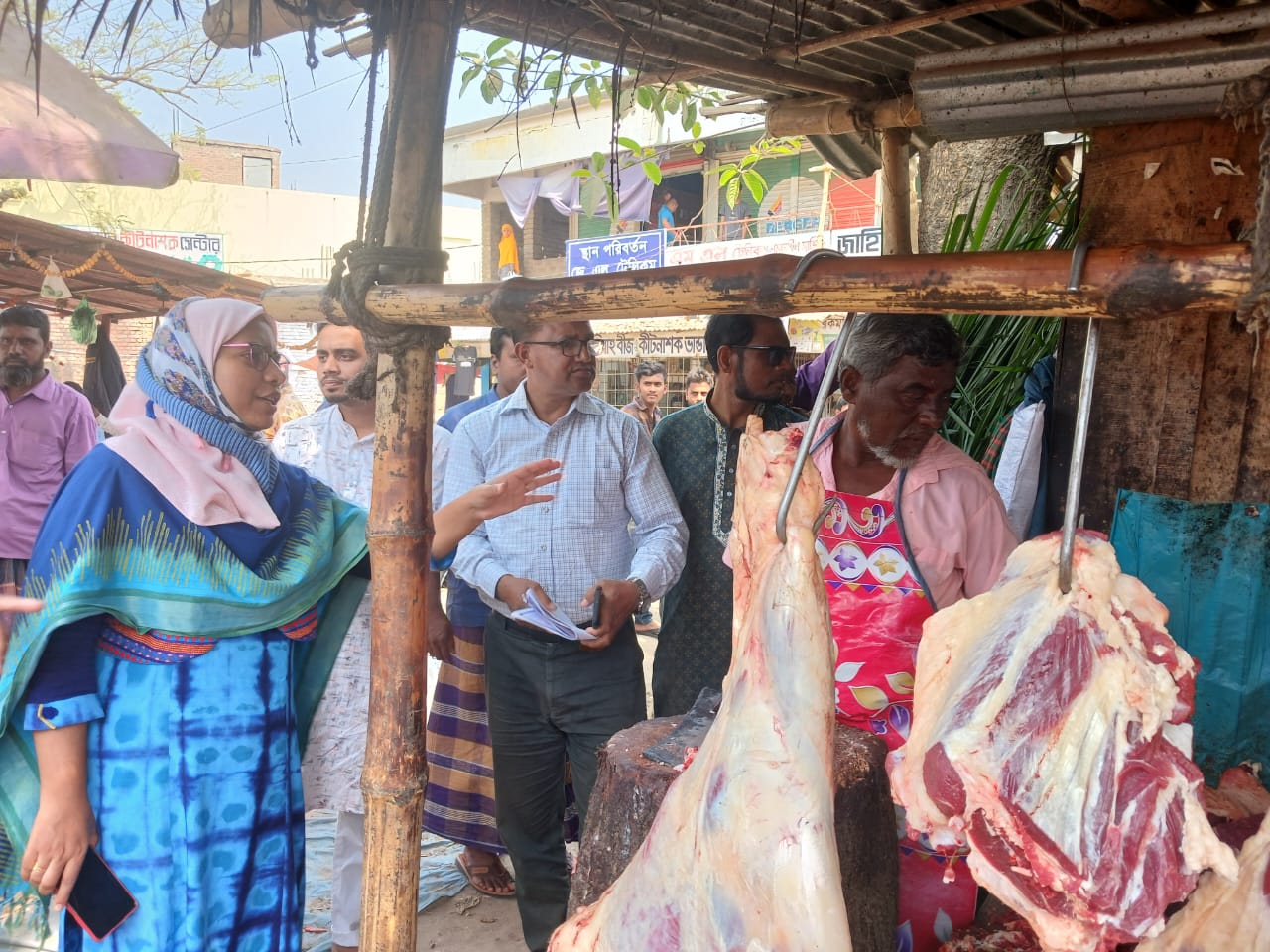 চুয়াডাঙ্গা, আলমডাঙ্গা ও জীবননগরে বাজার মনিটরিংয়ে প্রশাসন