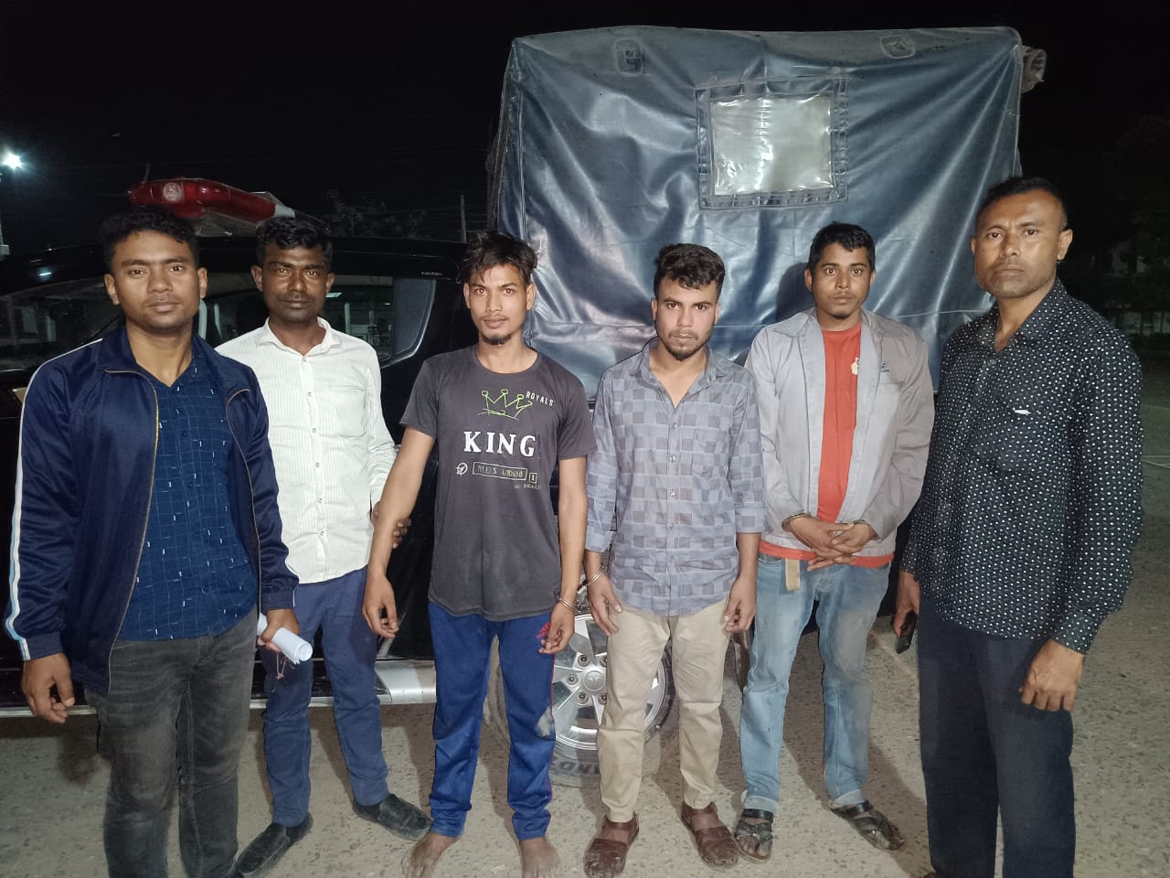 দর্শনায় মাদকদ্রব্য নিয়ন্ত্রণ অধিদপ্তরের অভিযান; ইয়াবা ও গাঁজা উদ্ধার
