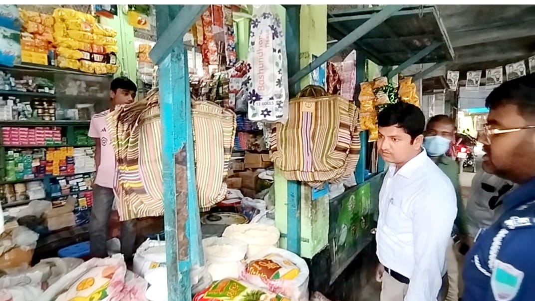 আলমডাঙ্গায় জাতীয় ভোক্তা অধিকার সংরক্ষণ অধিদপ্তরের অভিযান