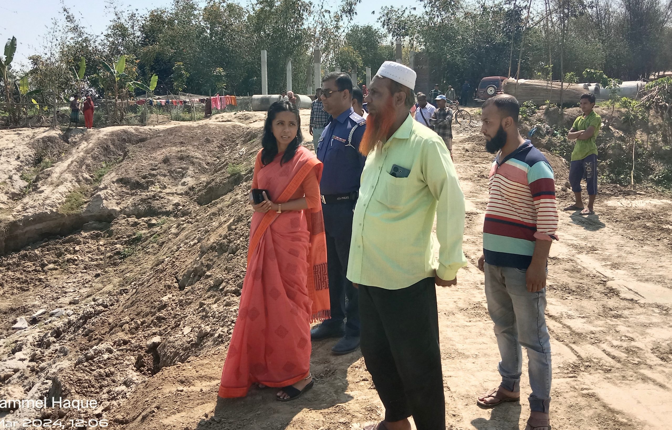 দামুড়হুদায় ভৈরব নদ থেকে কোমর অপসারণ ও চায়না ম্যাজিক জাল জব্দ