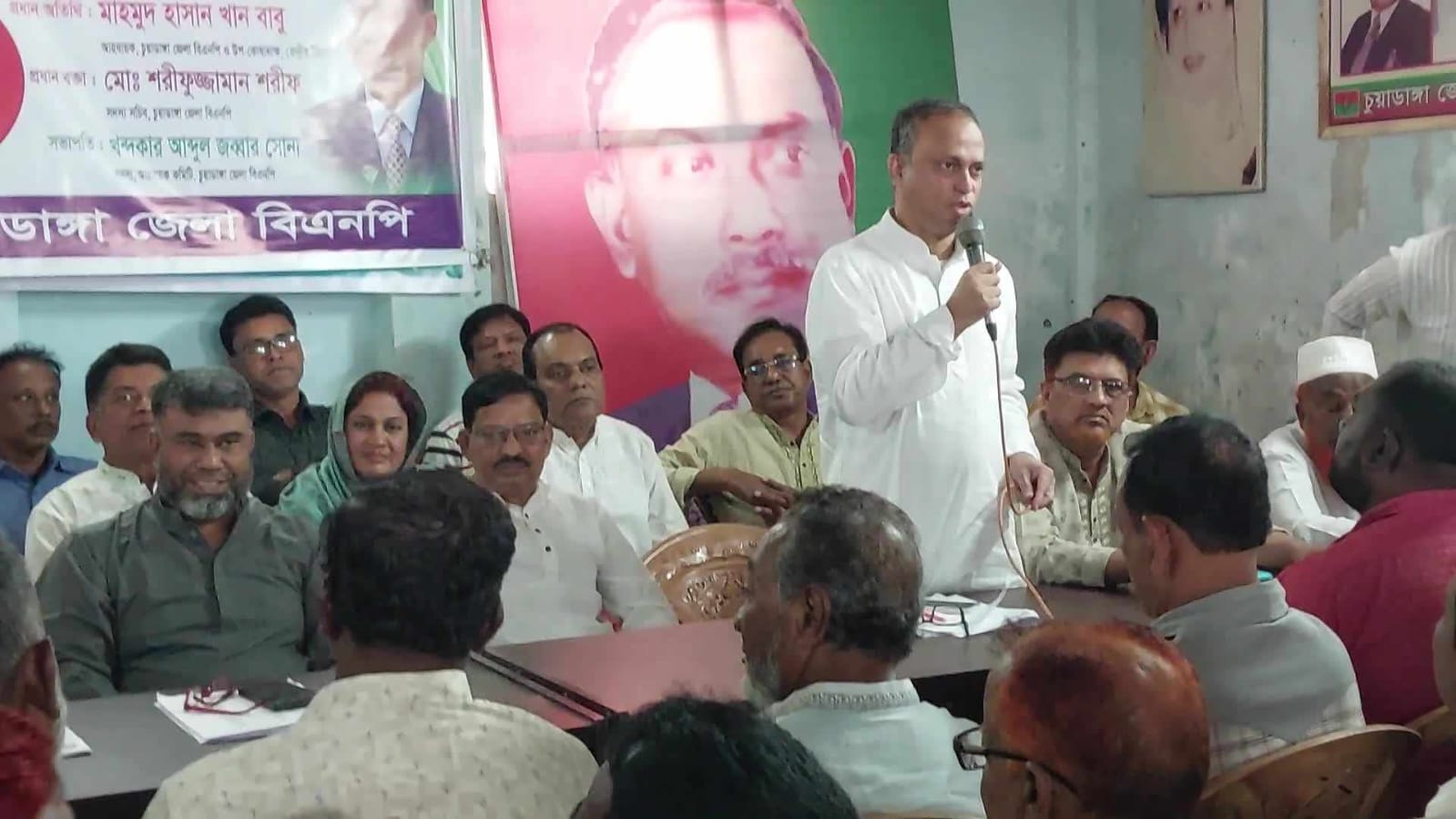 চুয়াডাঙ্গায় বিএনপির কারামুক্ত নেতা-কর্মীদের সঙ্গে শুভেচ্ছা বিনিময় সভা