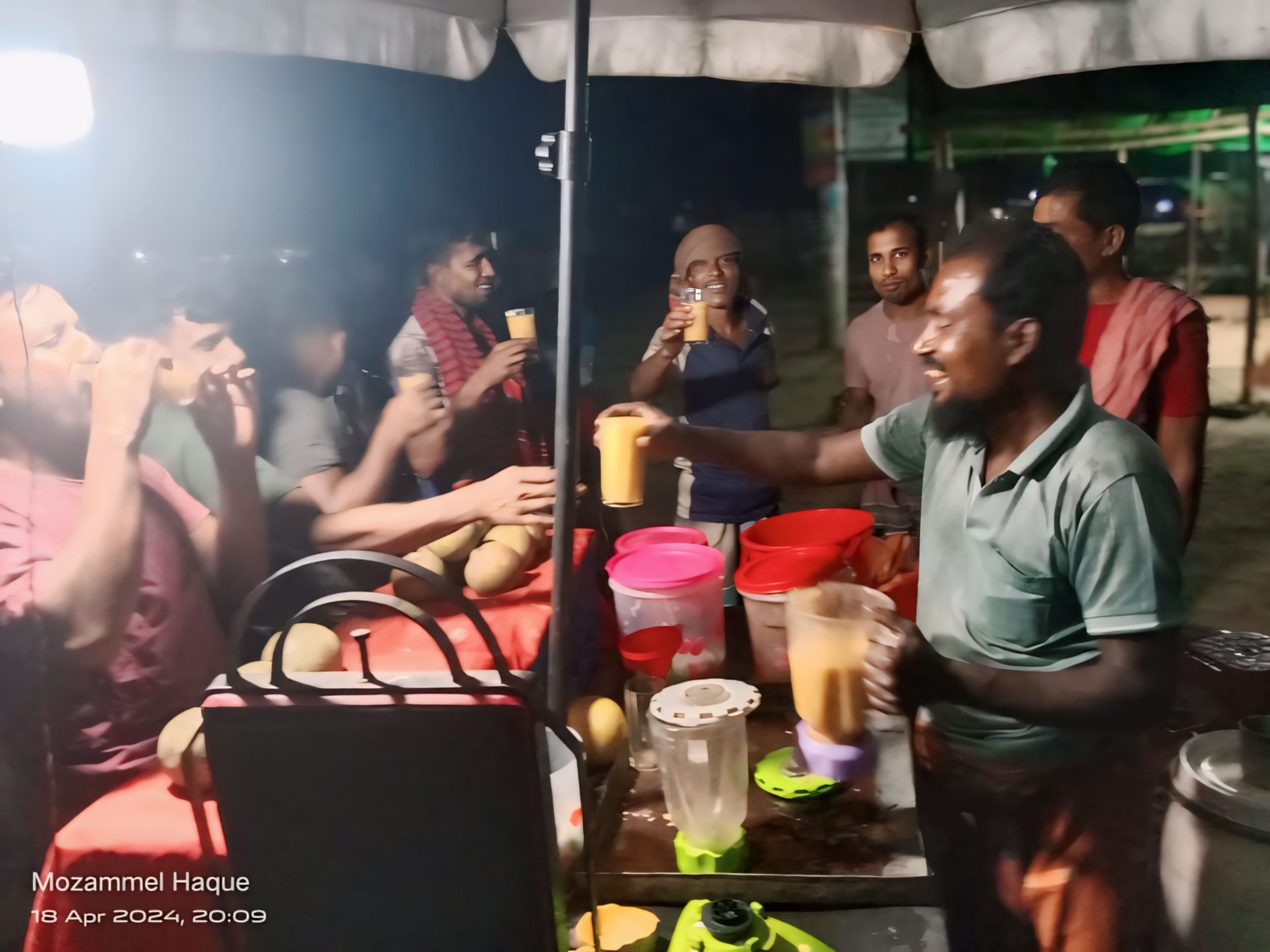 দামুড়হুদায় উচ্চ তাপমাত্রায় কদর বাড়ছে শরবতের