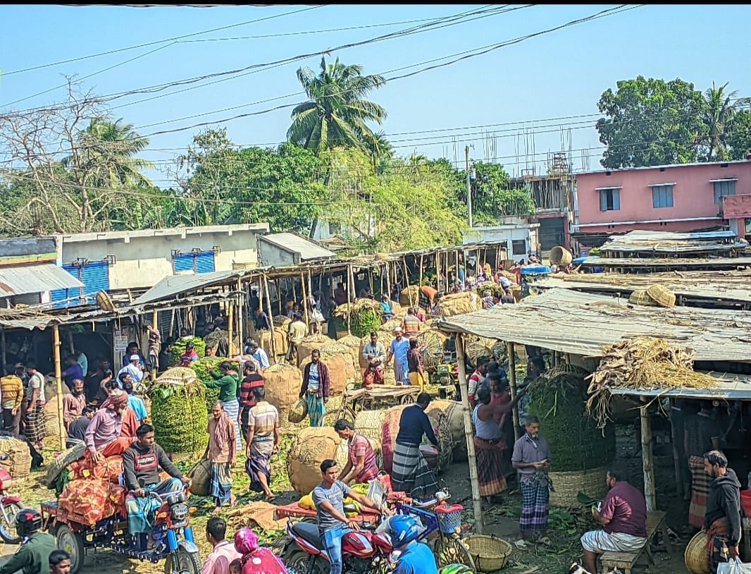 আসমানখালী সাপ্তাহিক হাটের খাজনা আদায়ে নিষেধাজ্ঞা