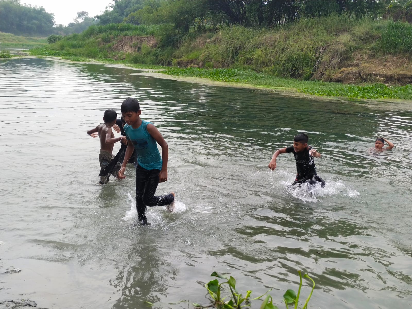 আবারও তীব্র তাপপ্রবাহের কবলে চুয়াডাঙ্গা, ৪০ ডিগ্রি সেলসিয়াস রেকর্ড
