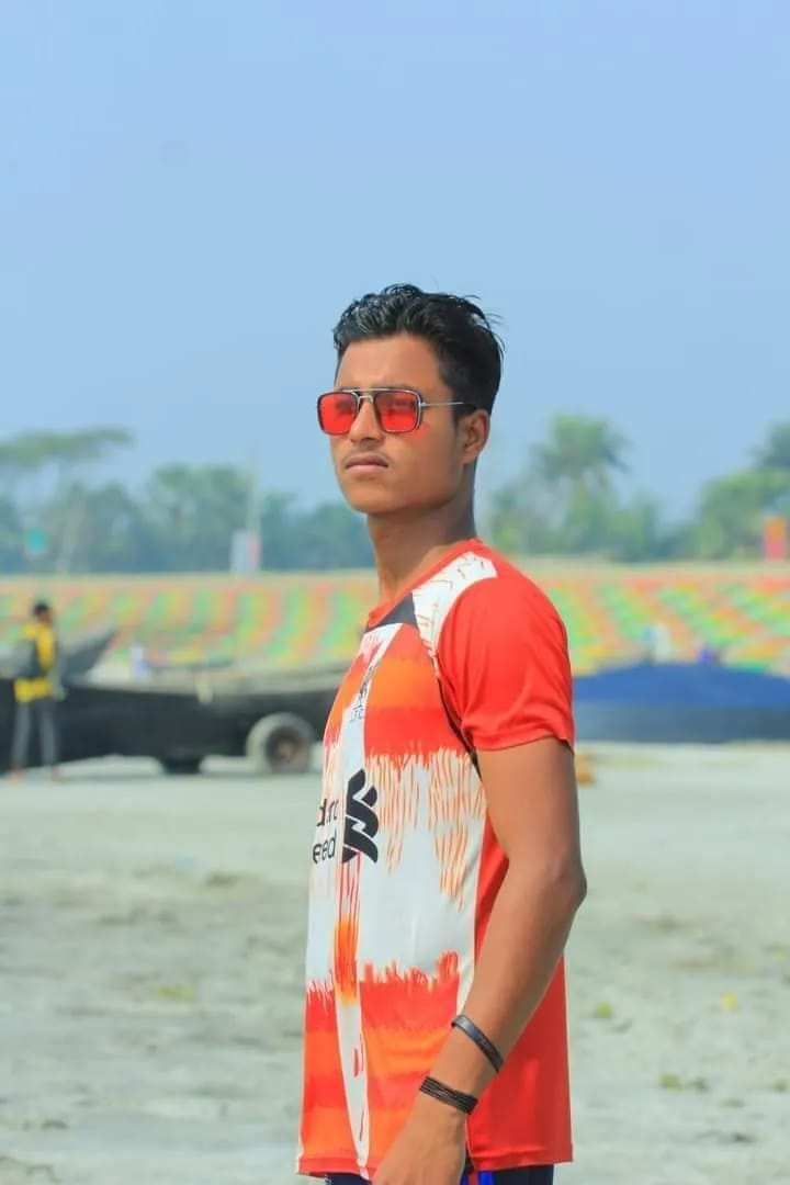 মোটরসাইকেলই কাল হলো হাসিবুলের