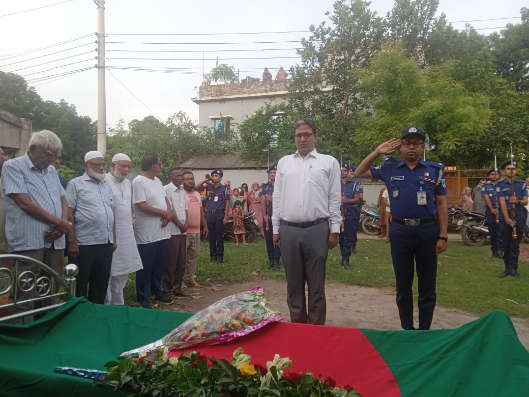 চুয়াডাঙ্গায় বীর মুক্তিযোদ্ধা রতনের ইন্তেকাল, রাষ্ট্রীয় মর্যাদায় দাফন