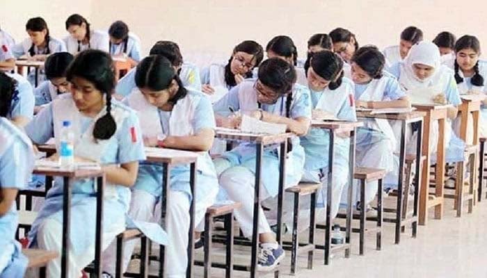 কেন্দ্রগুলোতে কড়া নিরাপত্তা, ১২৪ পরীক্ষার্থী অনুপস্থিত