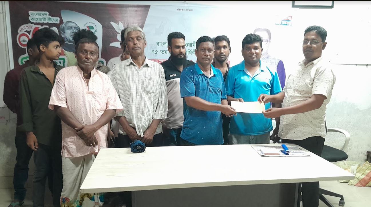 চুয়াডাঙ্গায় হরিজন মানবাধিকার ফাউন্ডেশনকে অনুদান দিলেন দিলীপ কুমার আগরওয়ালা