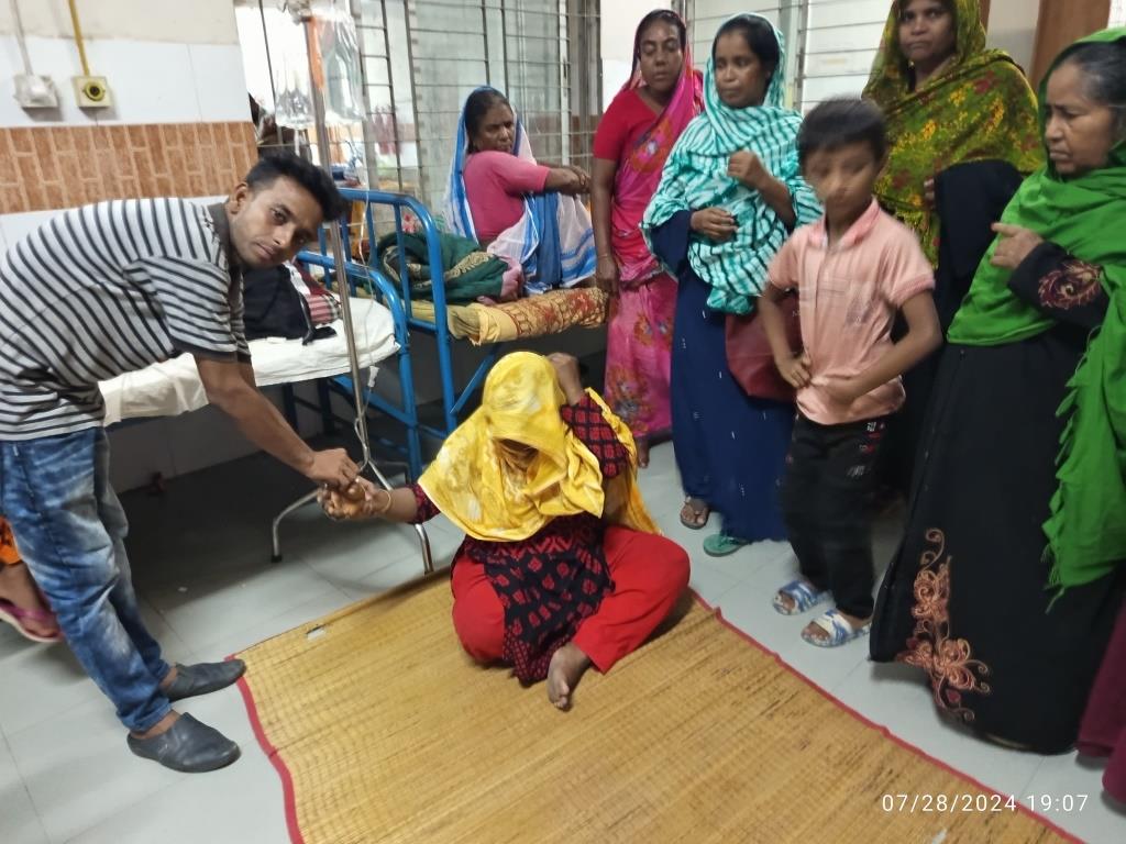 ৪ দিনে সাপের কামড়ে দুজনের মৃত্যু