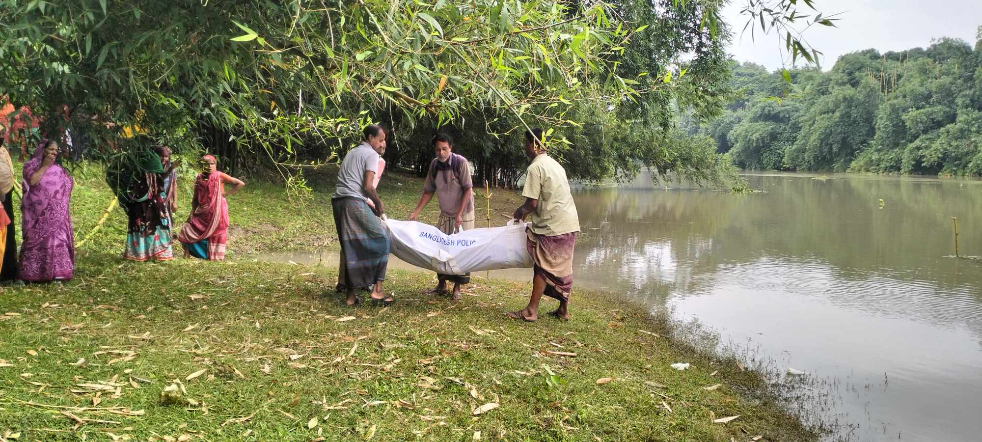 আলমডাঙ্গায় মাথাভাঙ্গা নদীতে মিলল লাশ