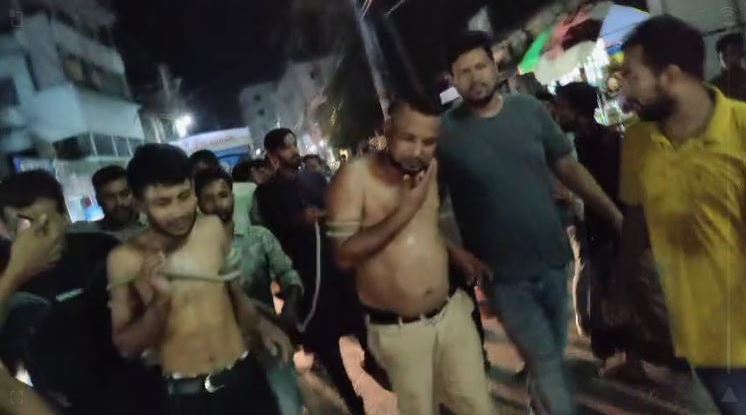 চুয়াডাঙ্গায় মোটরসাইকেল আটকে ১০ লাখ টাকা চাঁদা দাবি