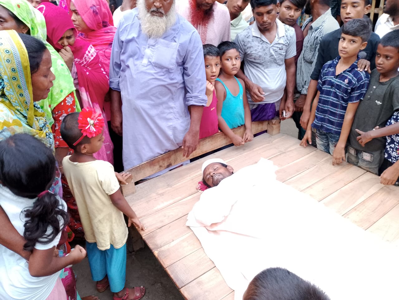 দামুড়হুদায় বজ্রপাতে কৃষকের মৃত্যু