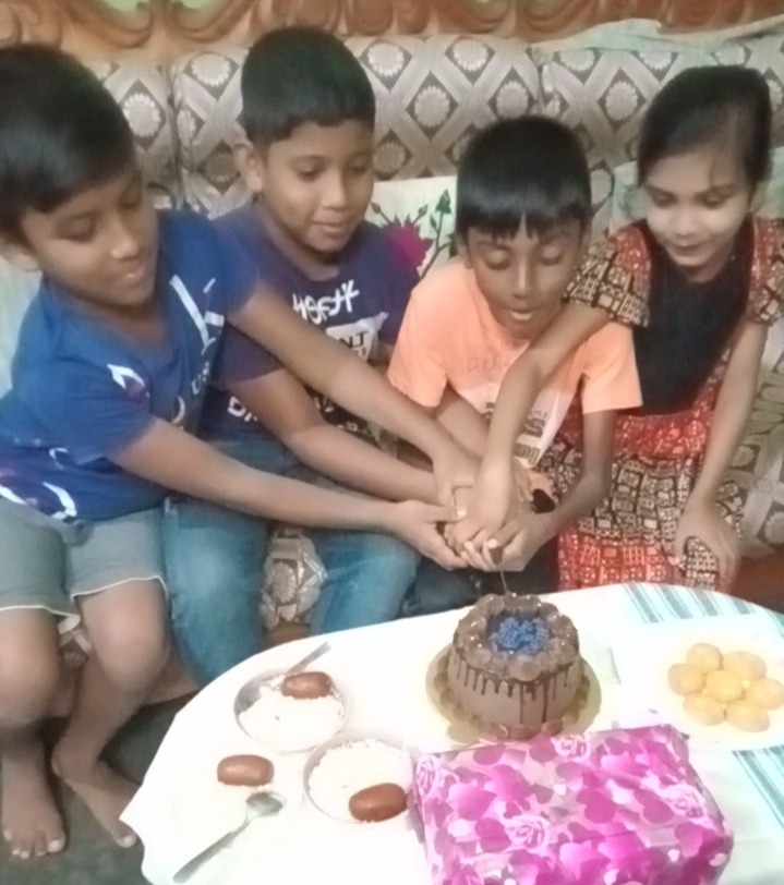 আলমডাঙ্গায় সাংবাদিক পুত্রের জন্মদিন পালন