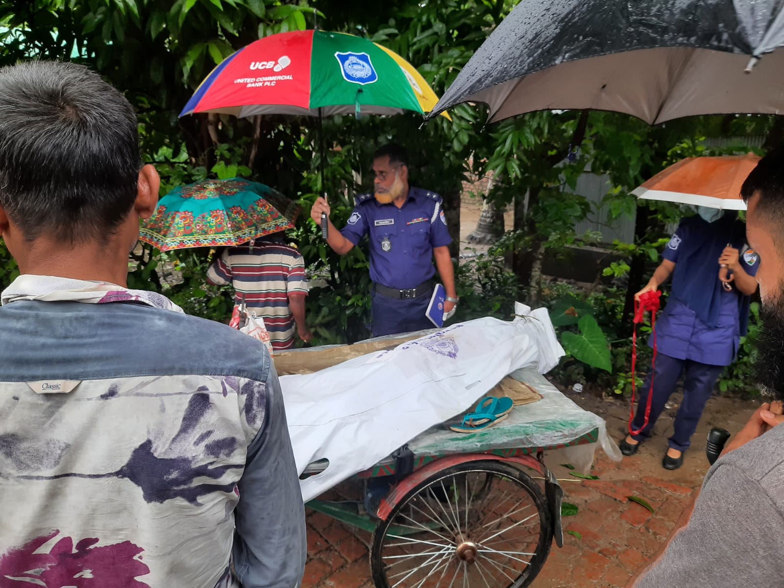 দর্শনায় ট্রেনে কাটা পড়ে অজ্ঞাত নারীর মর্মান্তিক মৃত্যু