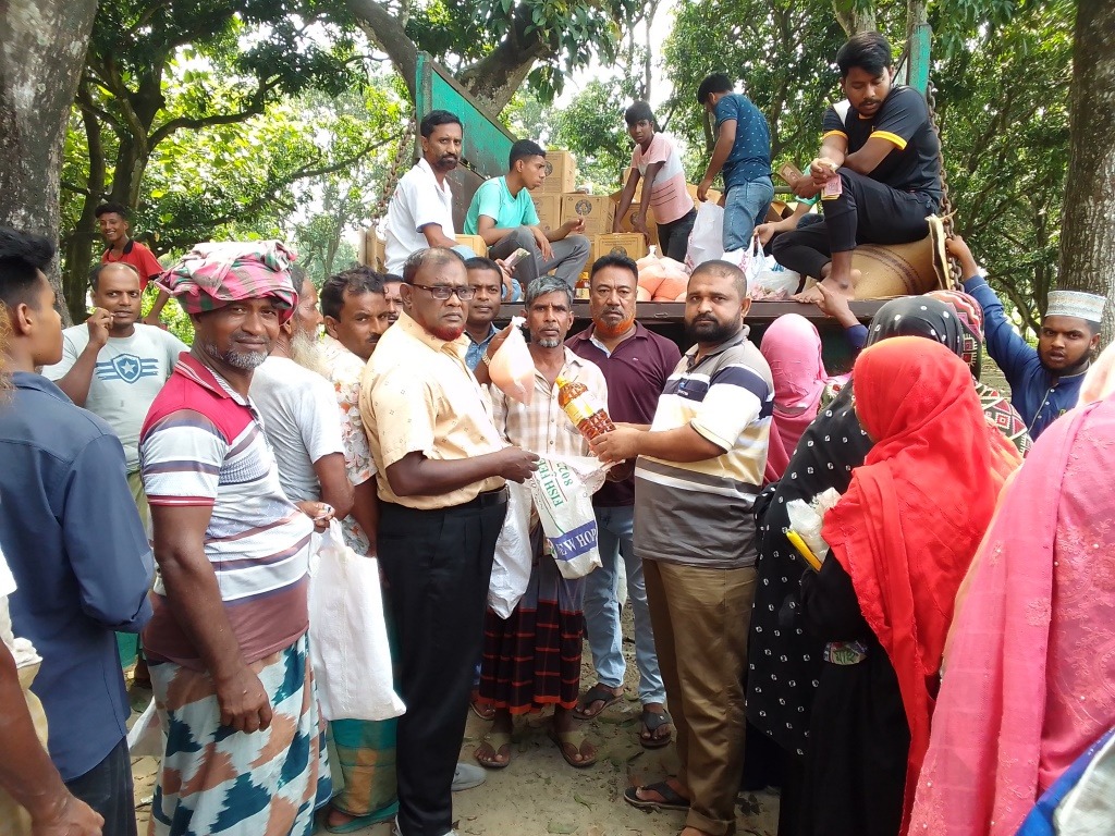 ভাংবাড়ীয়া ইউনিয়নে ন্যায্য মূল্যে টিসিবির পণ্য বিক্রি