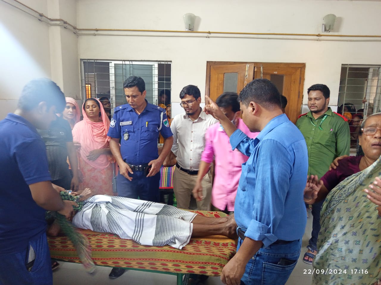 চুয়াডাঙ্গায় হাসপাতালের টয়লেটে মিলল বৃদ্ধর লাশ