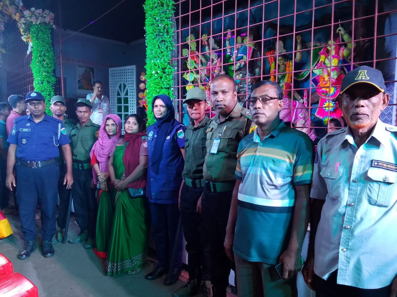 চুয়াডাঙ্গায় শারদীয় দুর্গোৎসবে পুলিশের কঠোর নিরাপত্তা ব্যবস্থা
