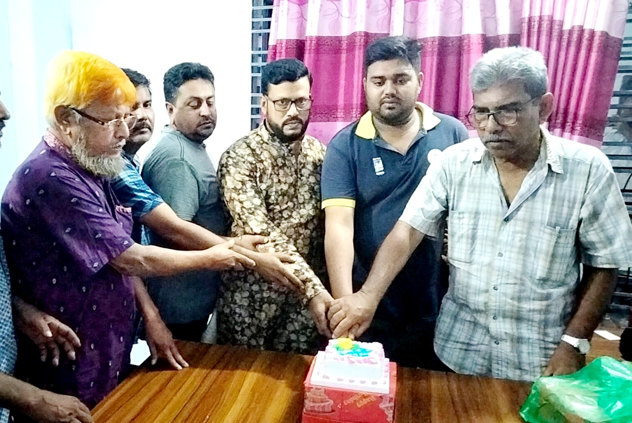 আলমডাঙ্গা প্রেসক্লাবের ফাহিম ফয়সালের জন্মদিন পালিত