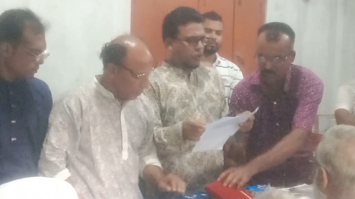 কুড়ুলগাছি আদর্শ কৃষক সমবায় সমিতির নবনির্বাচিত কমিটির দায়িত্ব গ্রহণ