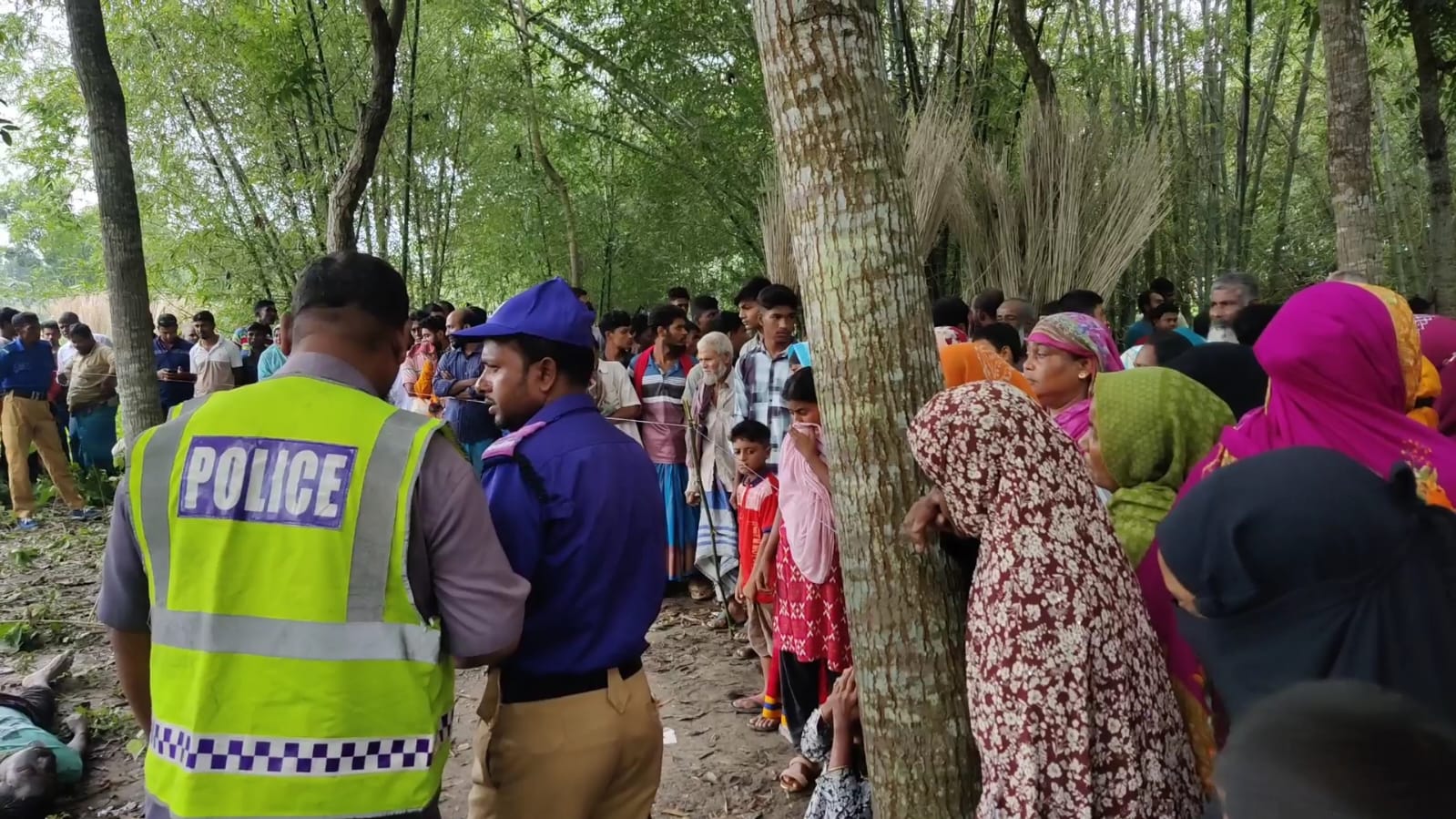 নিখোঁজের ৩ দিন পর ডোবায় মিলল মরদেহ