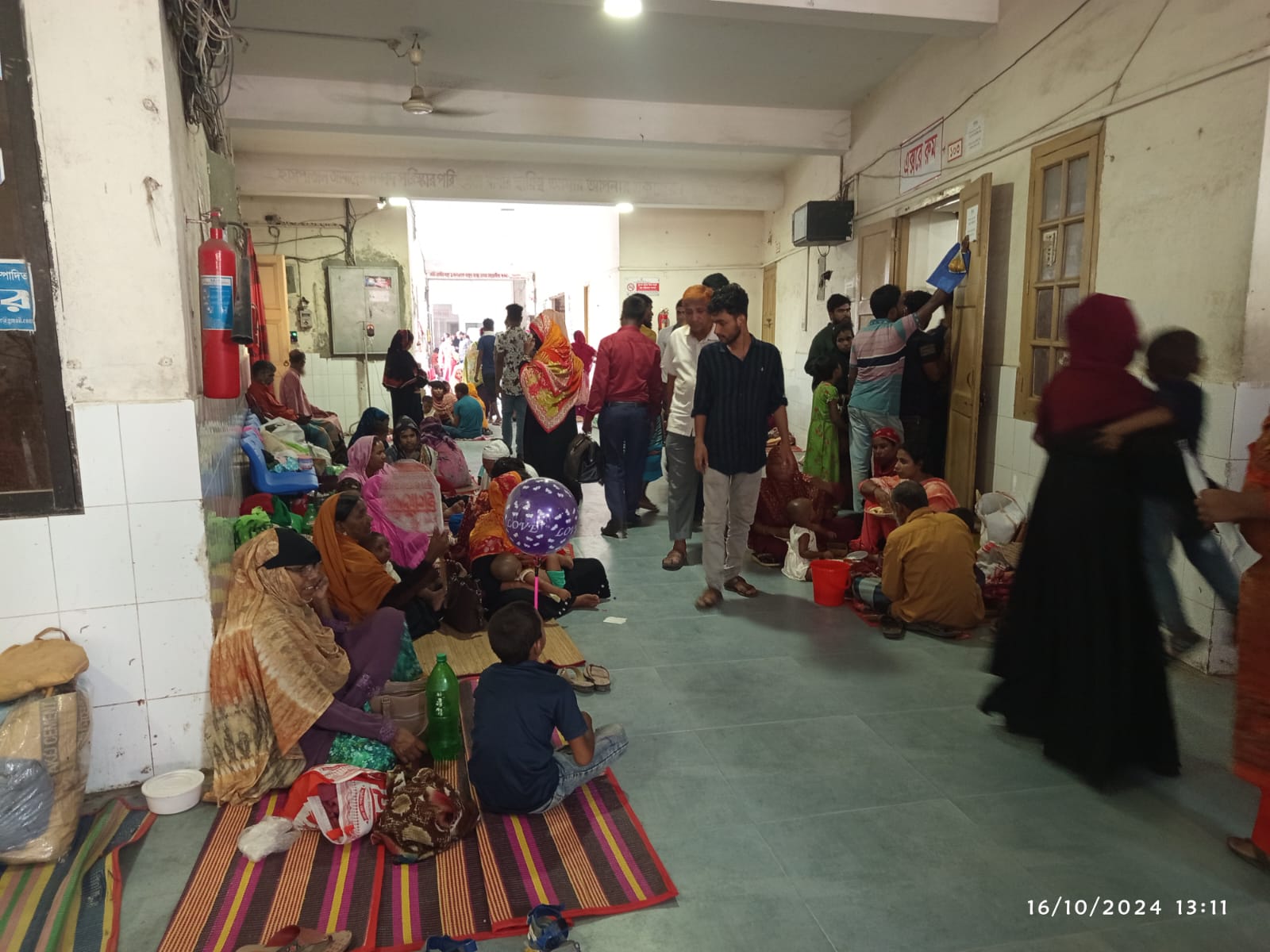 চুয়াডাঙ্গা সদর হাসপাতাল অর্ধশতাব্দী ধরে চলছে ৫০ শয্যার জনবলে