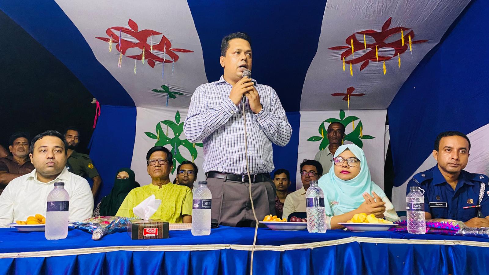 চুয়াডাঙ্গার বিভিন্ন পূজামণ্ডপ পরিদর্শনে ডিসি-এসপিসহ ঊর্ধ্বতন কর্মকর্তারা