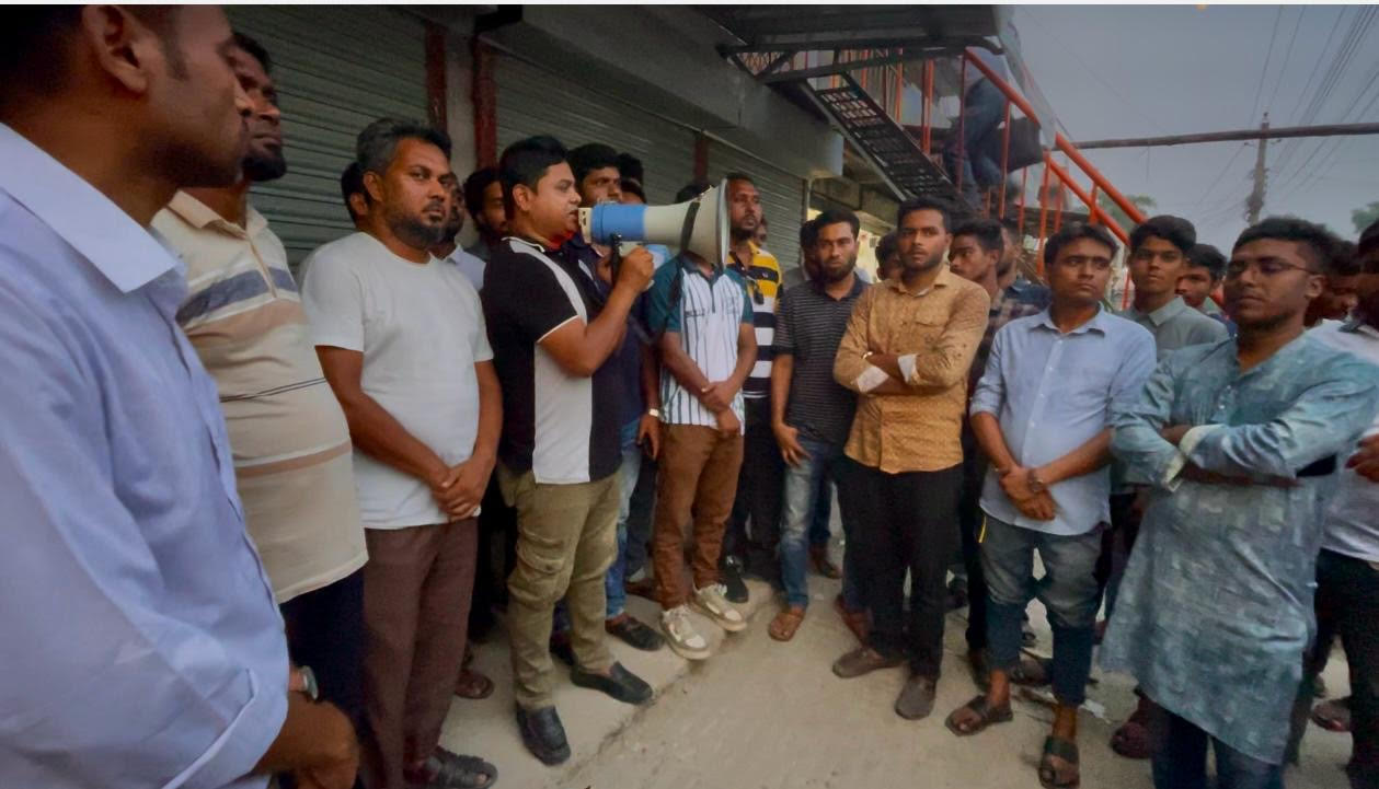 ডিঙ্গেদাহ বাজারে ছাত্রদলের বিক্ষোভ সমাবেশে মোমিন মালিতা