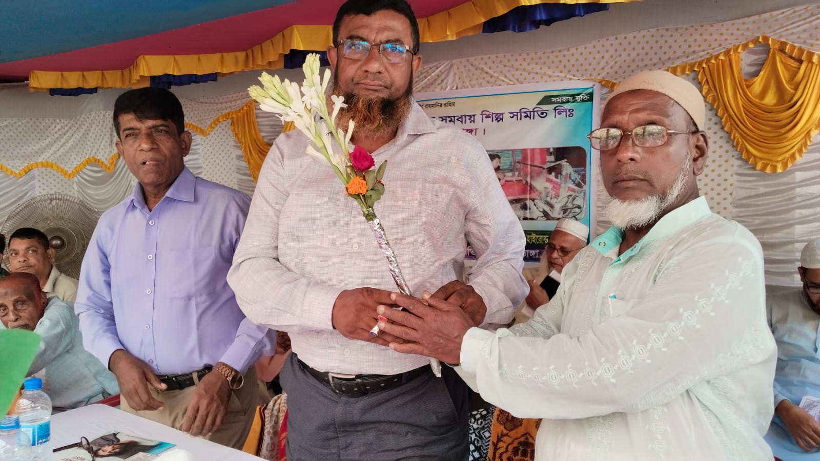 আলমডাঙ্গায় কেন্দ্রীয় তন্ত্রবায় সমিতির উদ্যোগে তাঁতি সমাবেশ