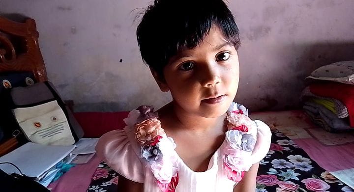 পিতার খুনিদের বিচার চাইলো ৬ বছরের শিশু রুশা