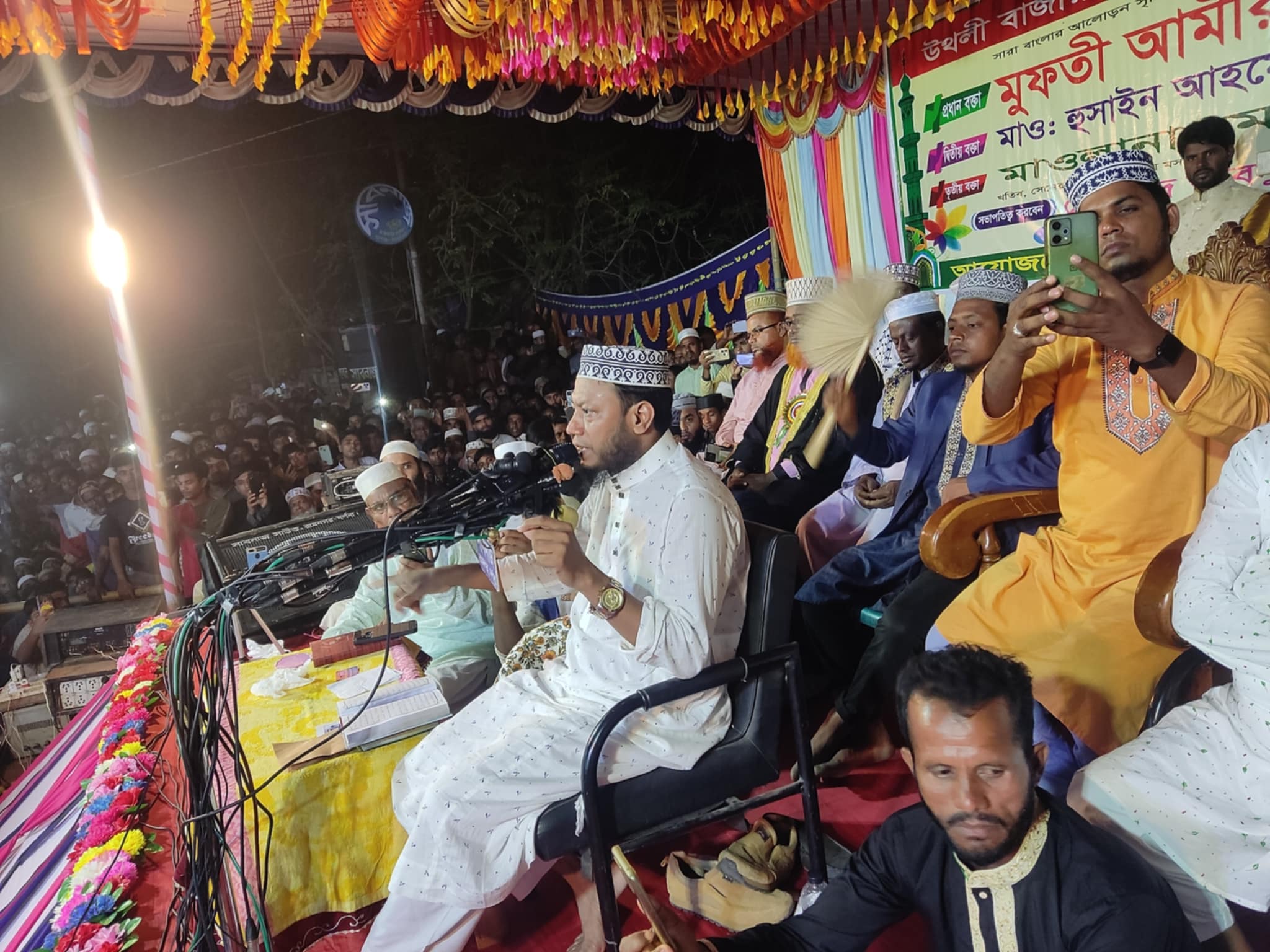 উথলীতে বার্ষিক তাফসিরুল কুরআন মাহফিলে হাজারো মুসল্লির ঢল