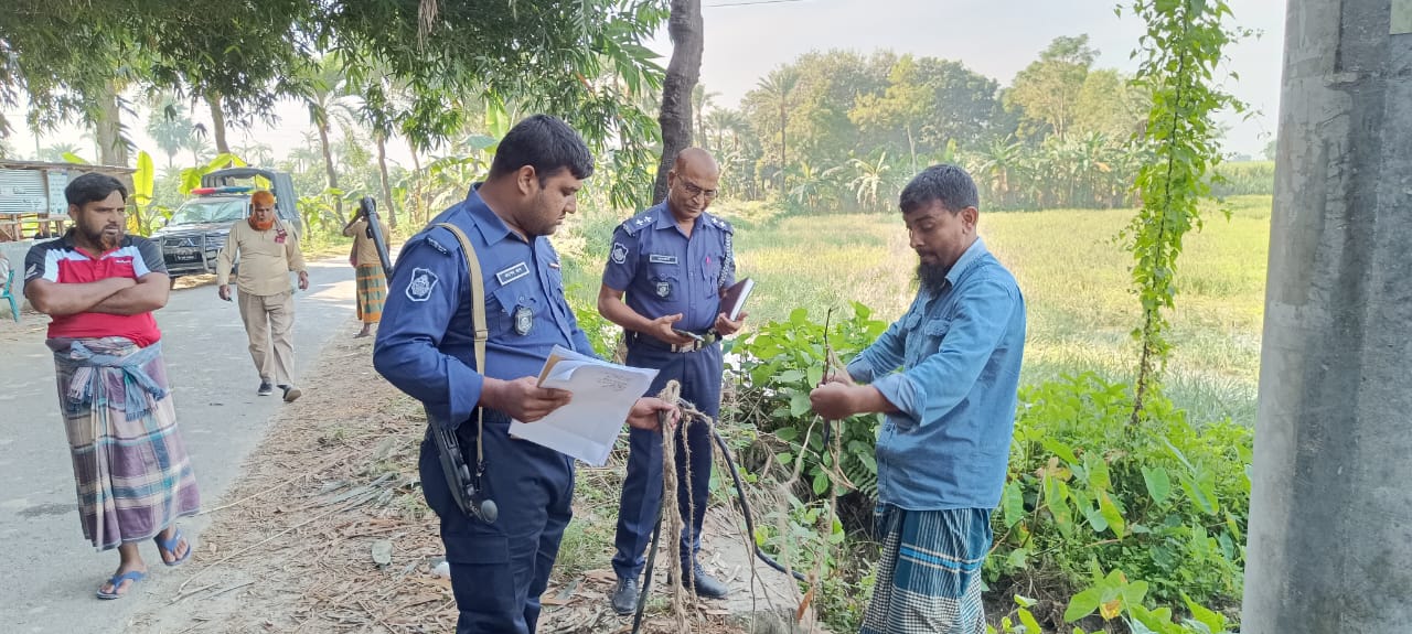 চুয়াডাঙ্গার বেলগাছিতে ১৪টি বৈদু্যুতিক পোল থেকে ২৪৫০ মিটার তার চুরি