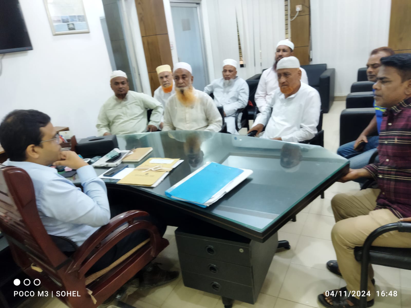 আলমডাঙ্গা কলেজপাড়া কল্যাণ কমিটির সাথে পৌর প্রশাসনের মতবিনিময়