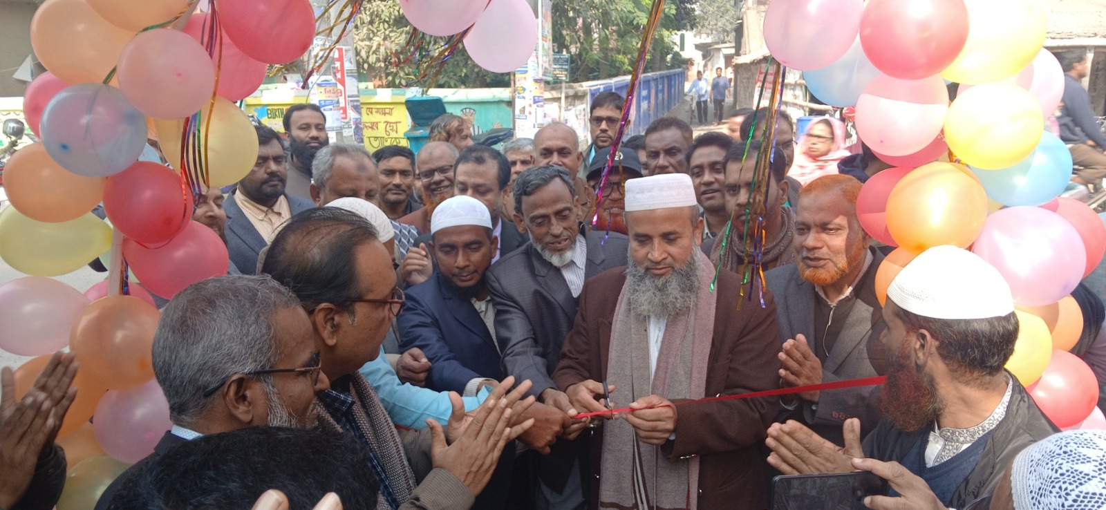 আলমডাঙ্গায় মাধ্যমিক শিক্ষক-কর্মচারী কল্যাণ সমিতির কার্যালয় উদ্বোধন