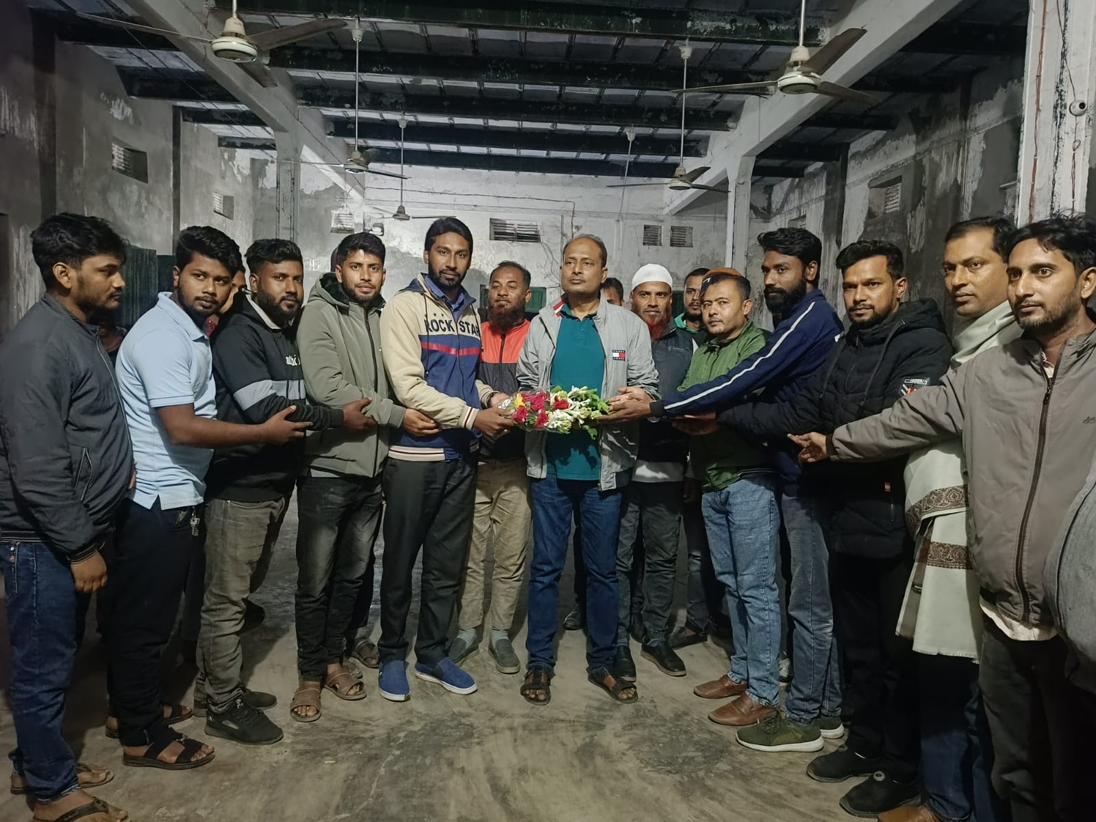 চুয়াডাঙ্গা জেলা বিএনপির সাংগঠনিক সম্পাদক শিপলুর সাথে শুভেচ্ছা বিনিময়