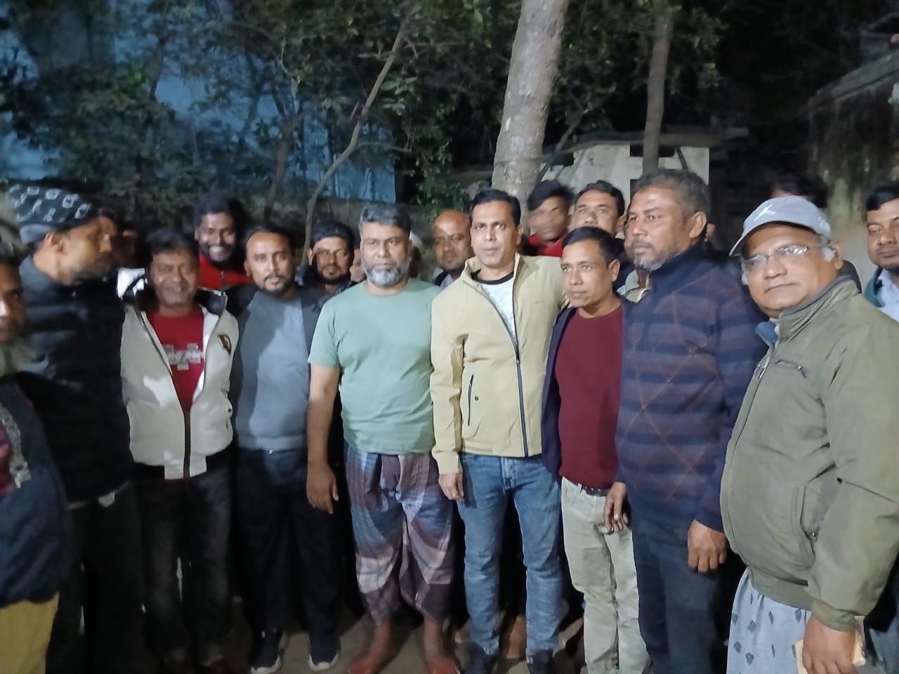 চুয়াডাঙ্গা জেলা বিএনপির সম্পাদক শরীফুজ্জামানকে নেতা-কর্মীদের শুভেচ্ছা প্রদান অব্যহত