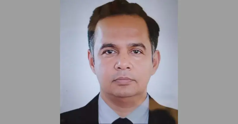 চুয়াডাঙ্গায় ডিসির হোয়াটসঅ্যাপ হ্যাক করে টাকা দাবি