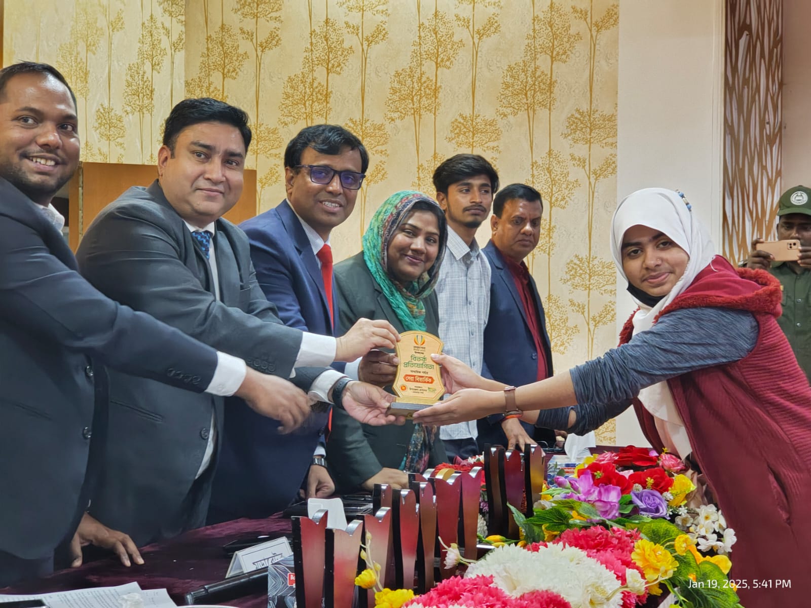 মেহেরপুর তারুণ্যের উৎসব উদ্যাপনে বিতর্ক প্রতিযোগিতা