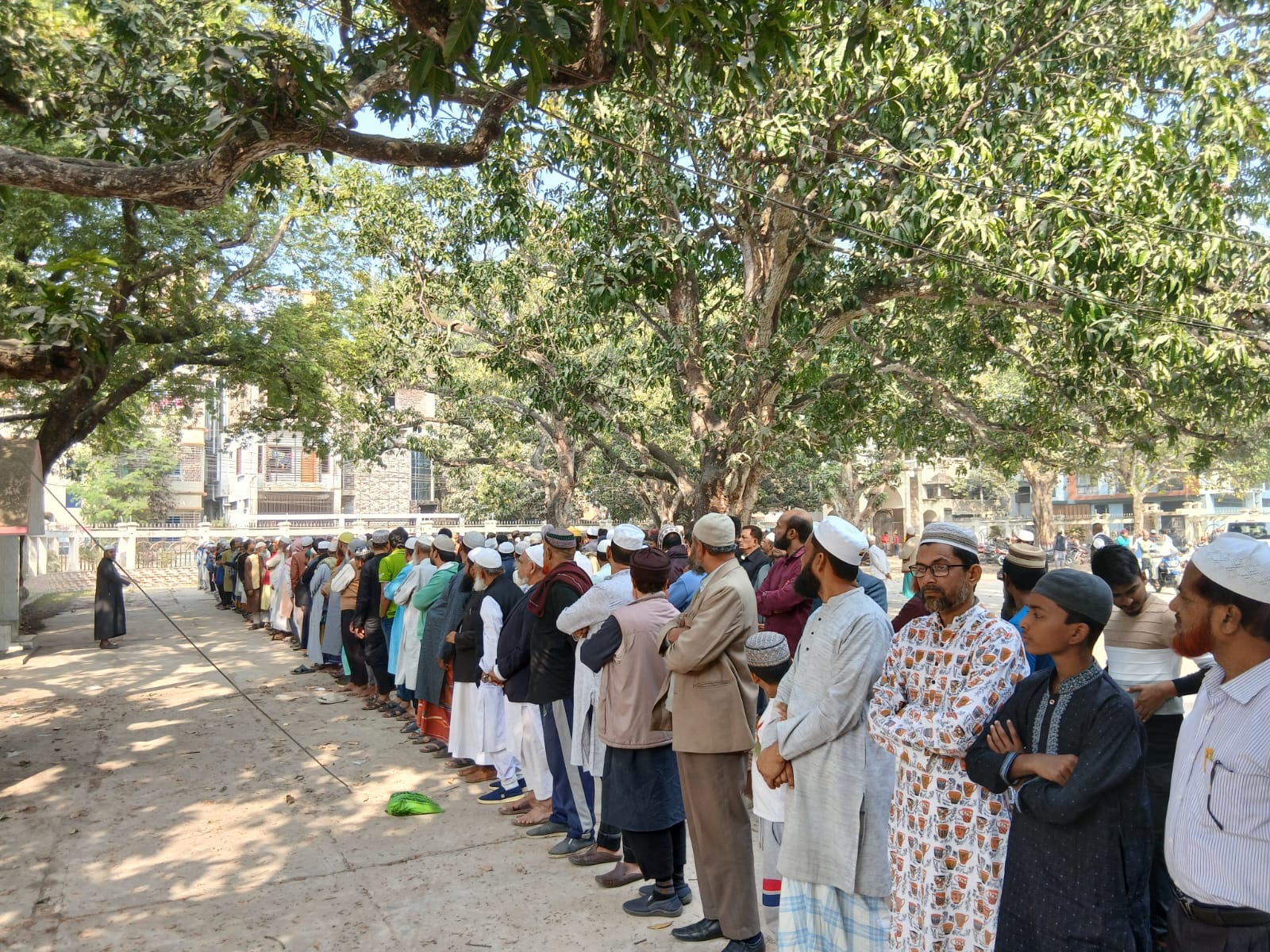 চুয়াডাঙ্গার পরিচিত মুখ ওবাইদুল মাস্টারের দাফন সম্পন্ন