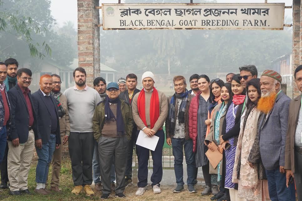 চুয়াডাঙ্গা ওয়েভ ফাউন্ডেশন পরিদর্শনে আইপিএসি ও বাওবাব প্রতিনিধি দল