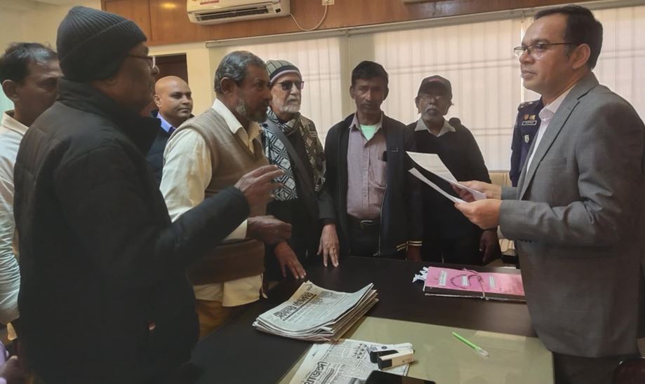 প্রকৃত মৎস্যজীবীদের অধিকারসহ ৪ দফা দাবি