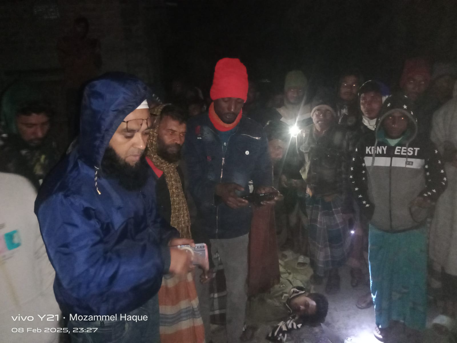 চুয়াডাঙ্গায় সড়ক দুর্ঘটনায় দুই যুবক নিহত, আহত ১৩